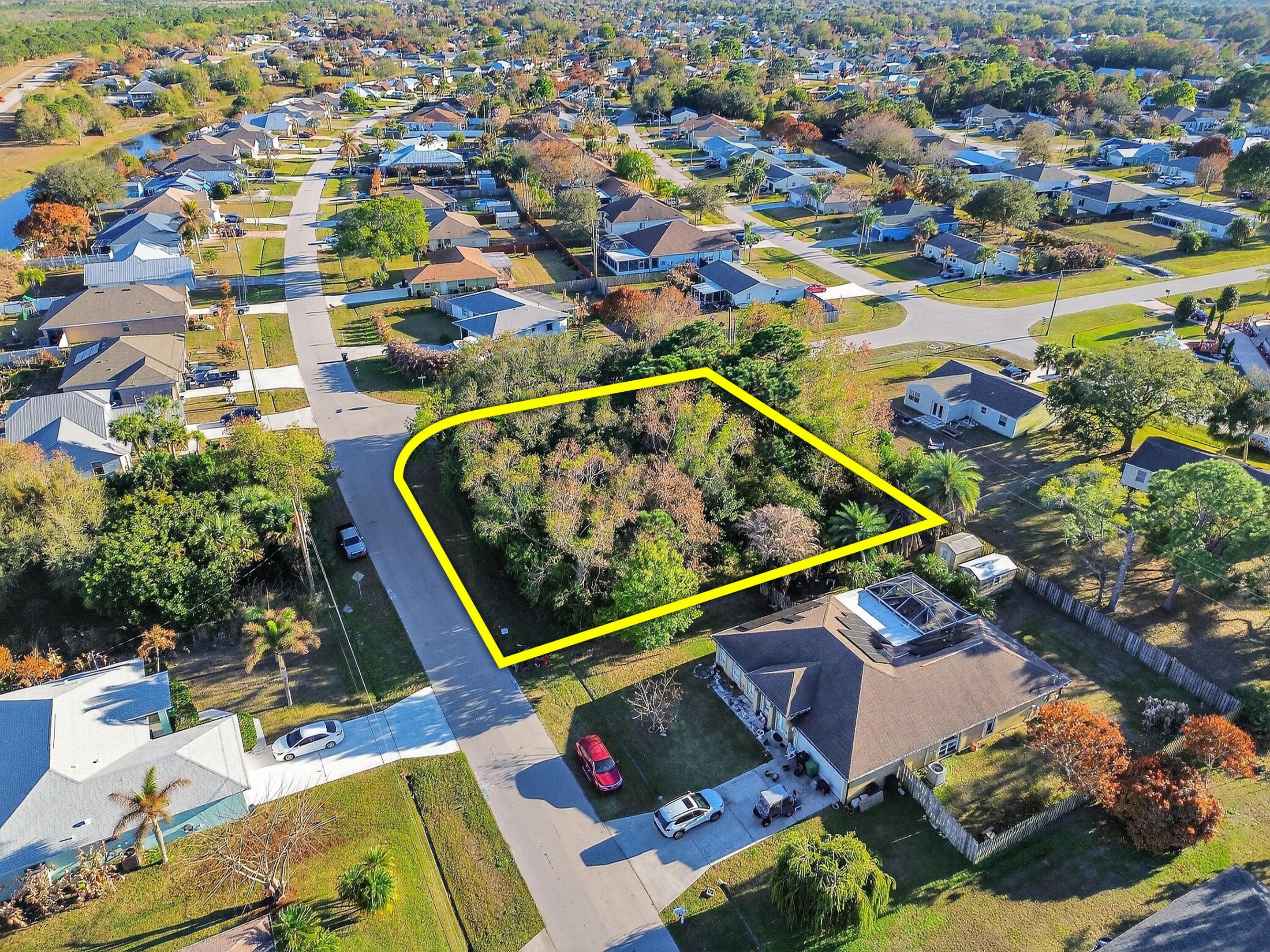 Port St Lucie-Section 40 - Land