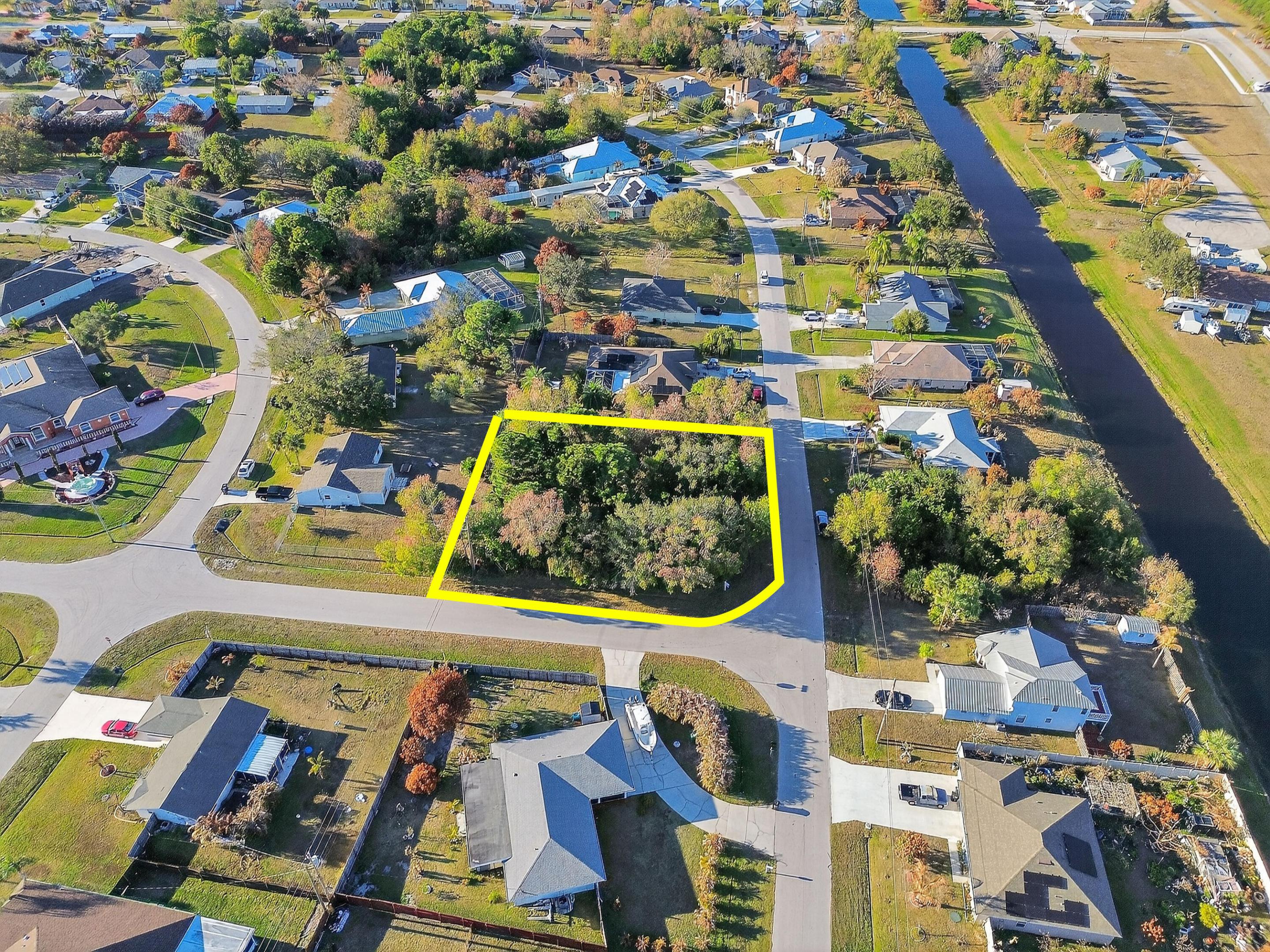 Port St Lucie-Section 40 - Land