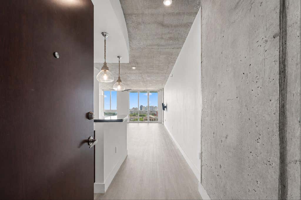 Photo of 300 S AUSTRALIAN Avenue #1103, West Palm Beach, FL 33401 (MLS # B26061497)