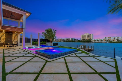 Tiny photo for 19600 Harbor Road S, Jupiter, FL 33469 (MLS # B26089602)