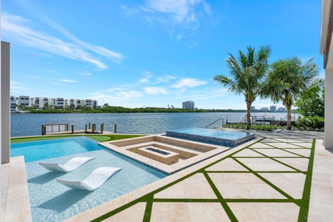Tiny photo for 19600 Harbor Road S, Jupiter, FL 33469 (MLS # B26089602)