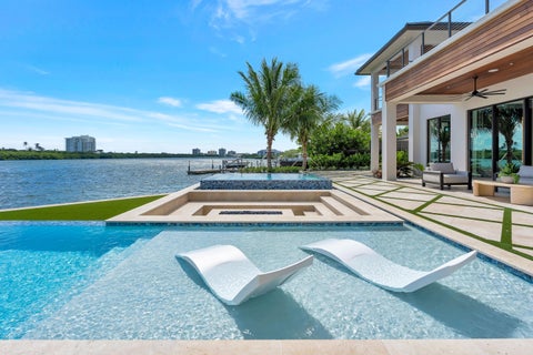Tiny photo for 19600 Harbor Road S, Jupiter, FL 33469 (MLS # B26089602)