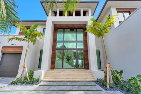 Tiny photo for 19600 Harbor Road S, Jupiter, FL 33469 (MLS # B26089602)