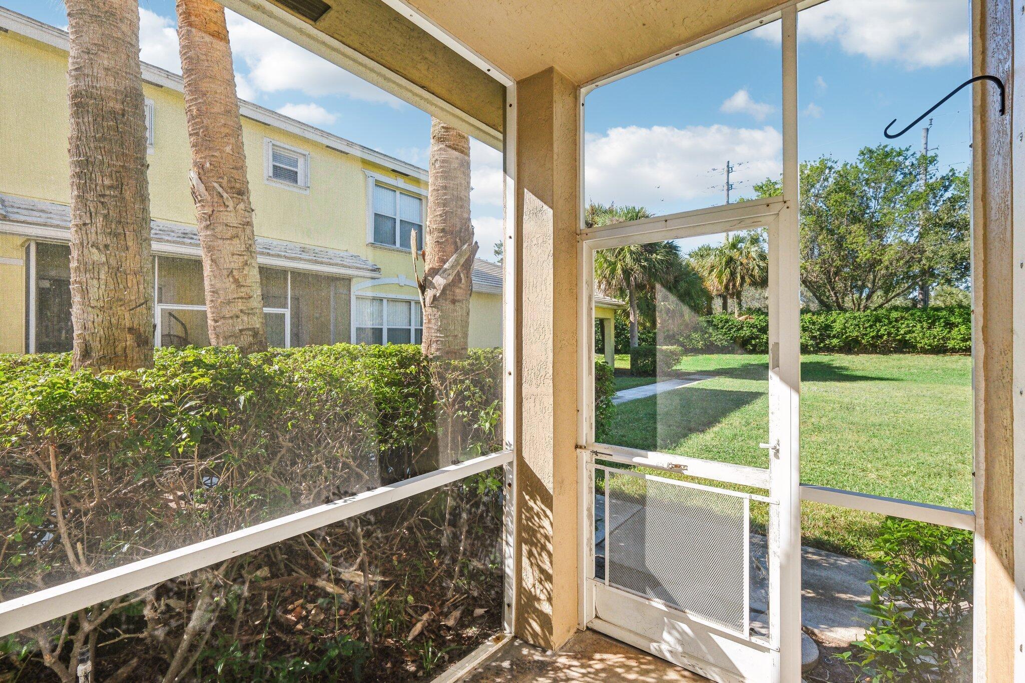 LANTERN KEY - Residential Lease