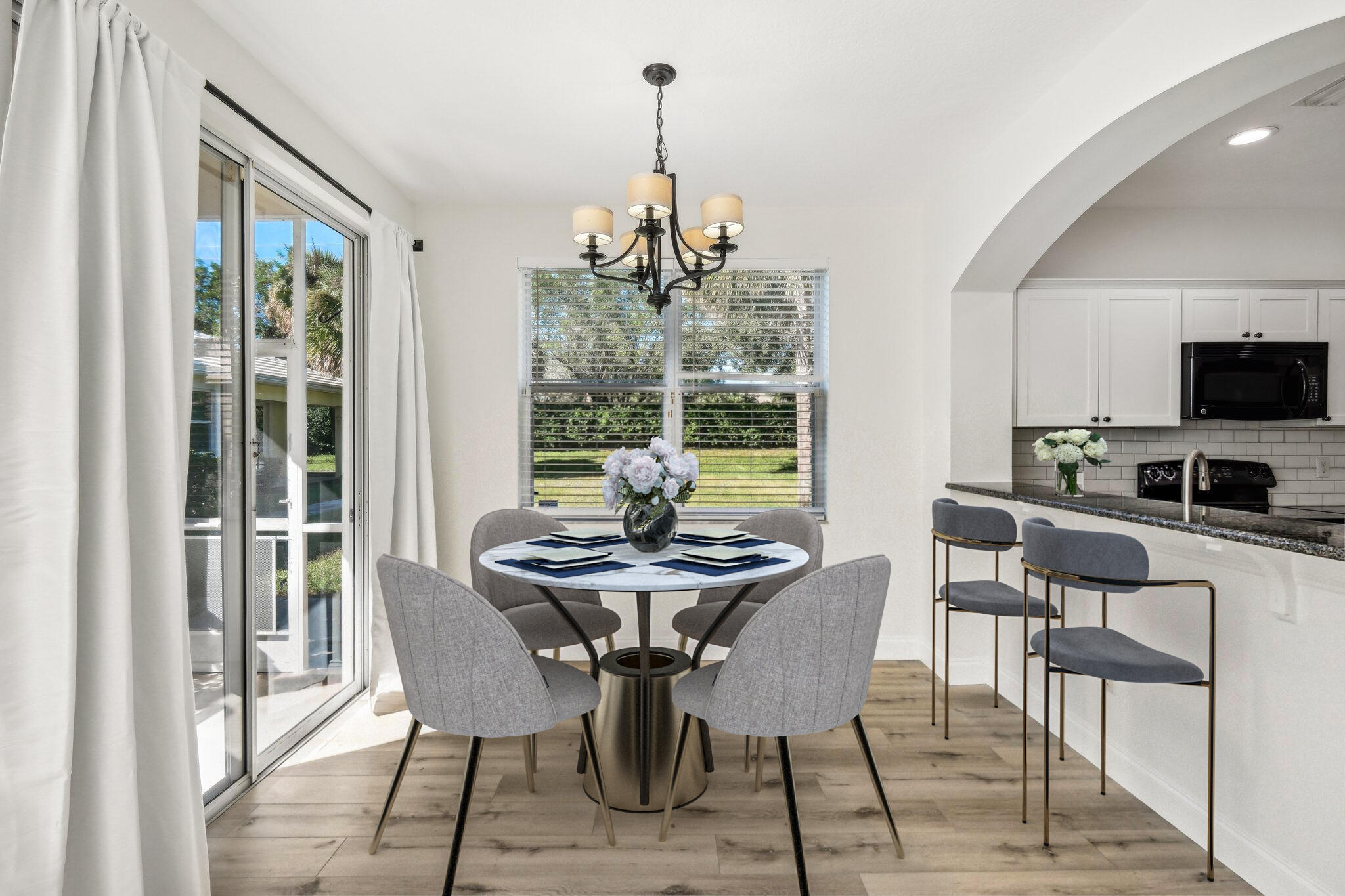 LANTERN KEY - Residential Lease