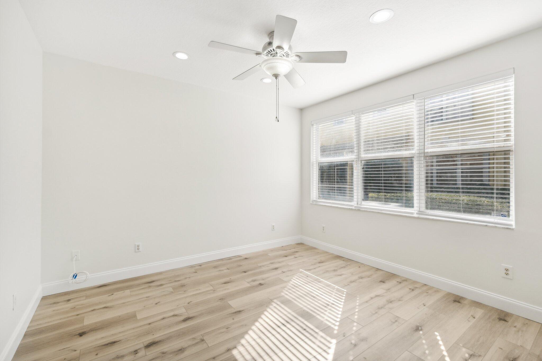 LANTERN KEY - Residential Lease