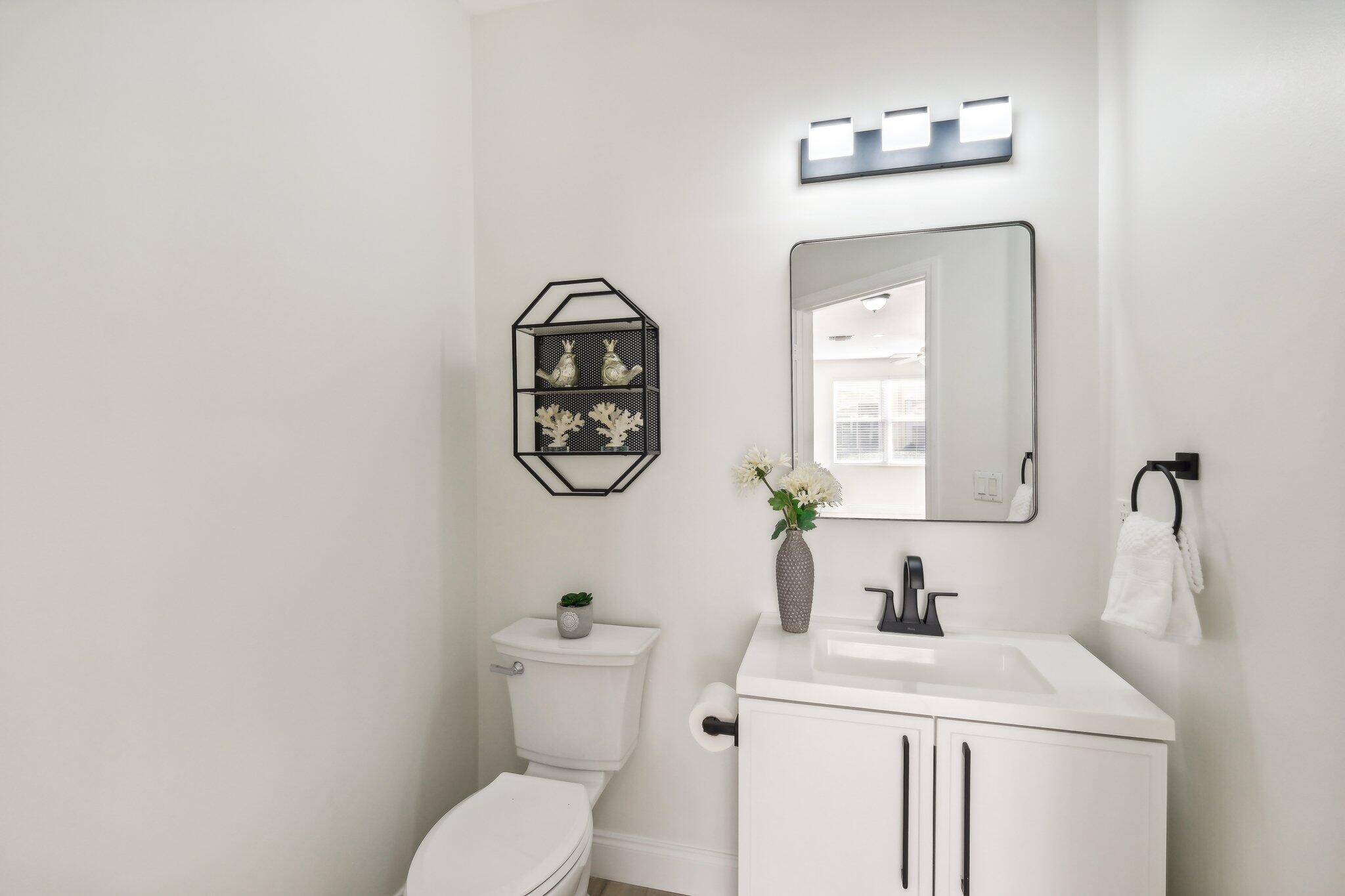 LANTERN KEY - Residential Lease