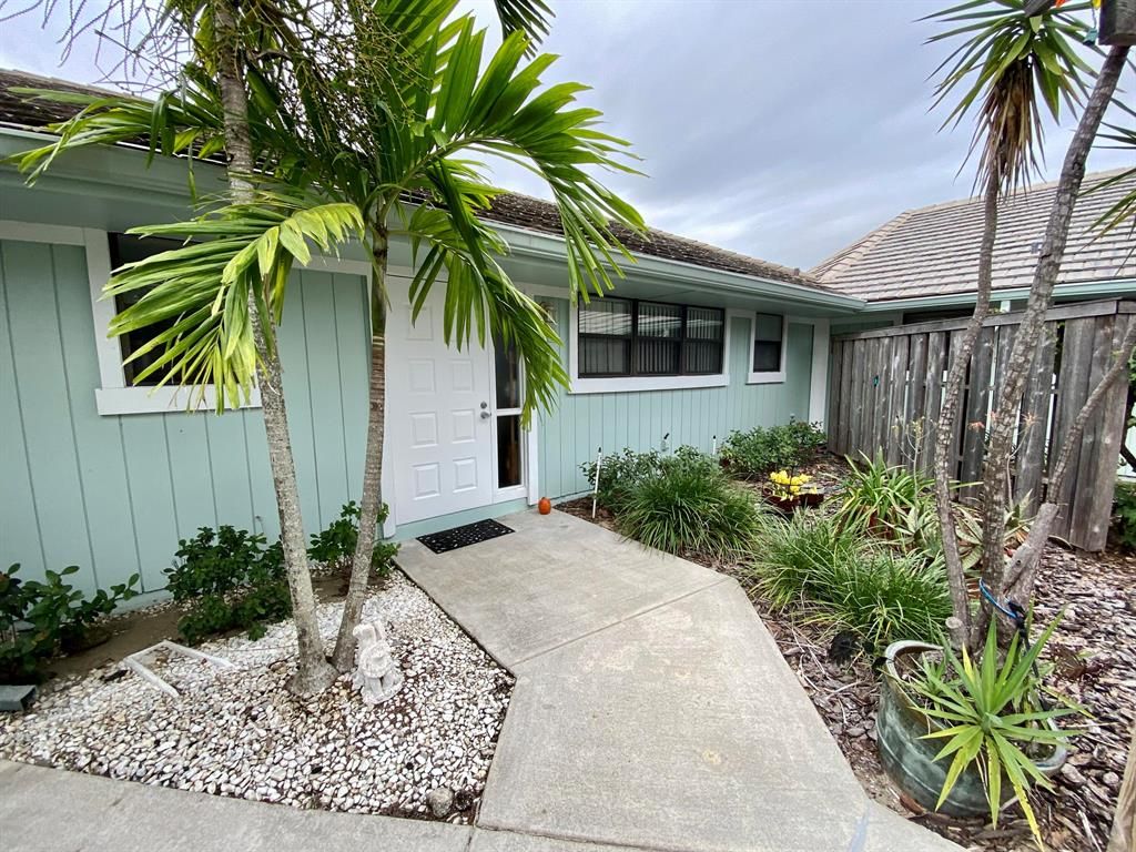 Photo of 1127 E Seminole Avenue #34c, Jupiter, FL 33477 (MLS # R10756230)