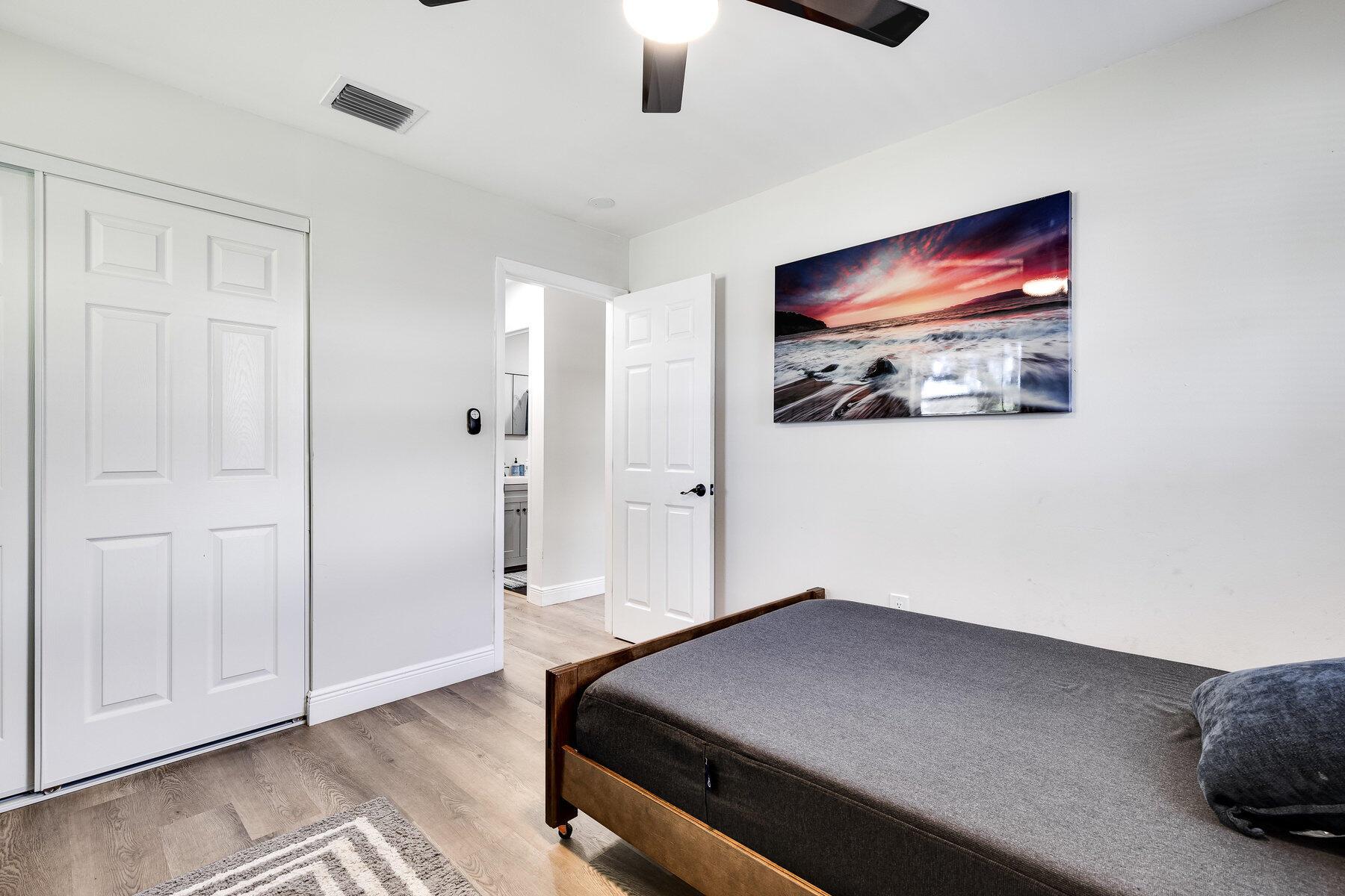 PALM BEACH SQUARE UNIT 4 - Residential
