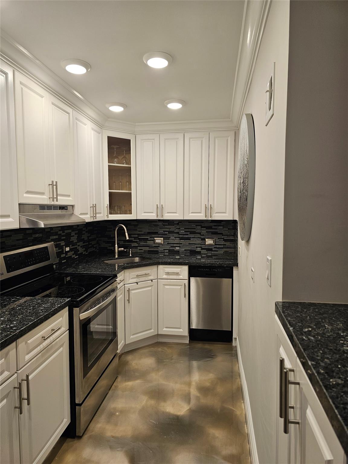 200 S Birch Rd 1005