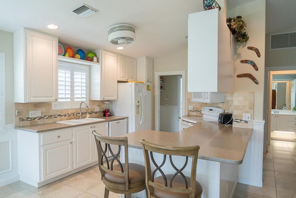 Photo of 11423 SW Pembroke Drive, Port St Lucie, FL 34987 (MLS # R10909922)