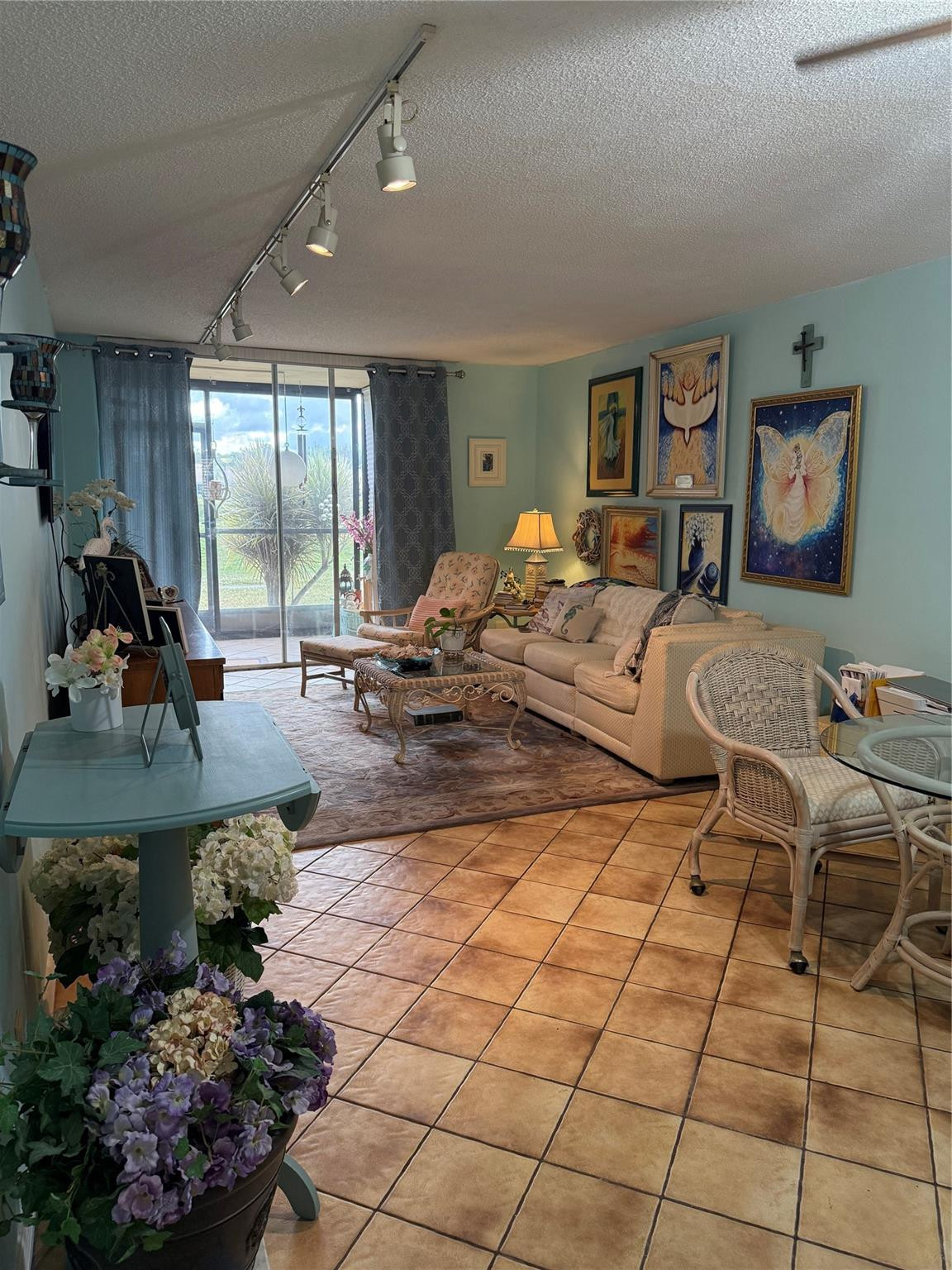 Holiday springs - Residential