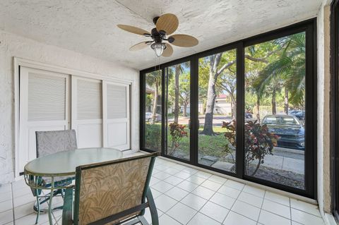 Tiny photo for 2928 Carambola Circle S, Coconut Creek, FL 33066 (MLS # B26008264)