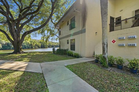 Tiny photo for 2928 Carambola Circle S, Coconut Creek, FL 33066 (MLS # B26008264)