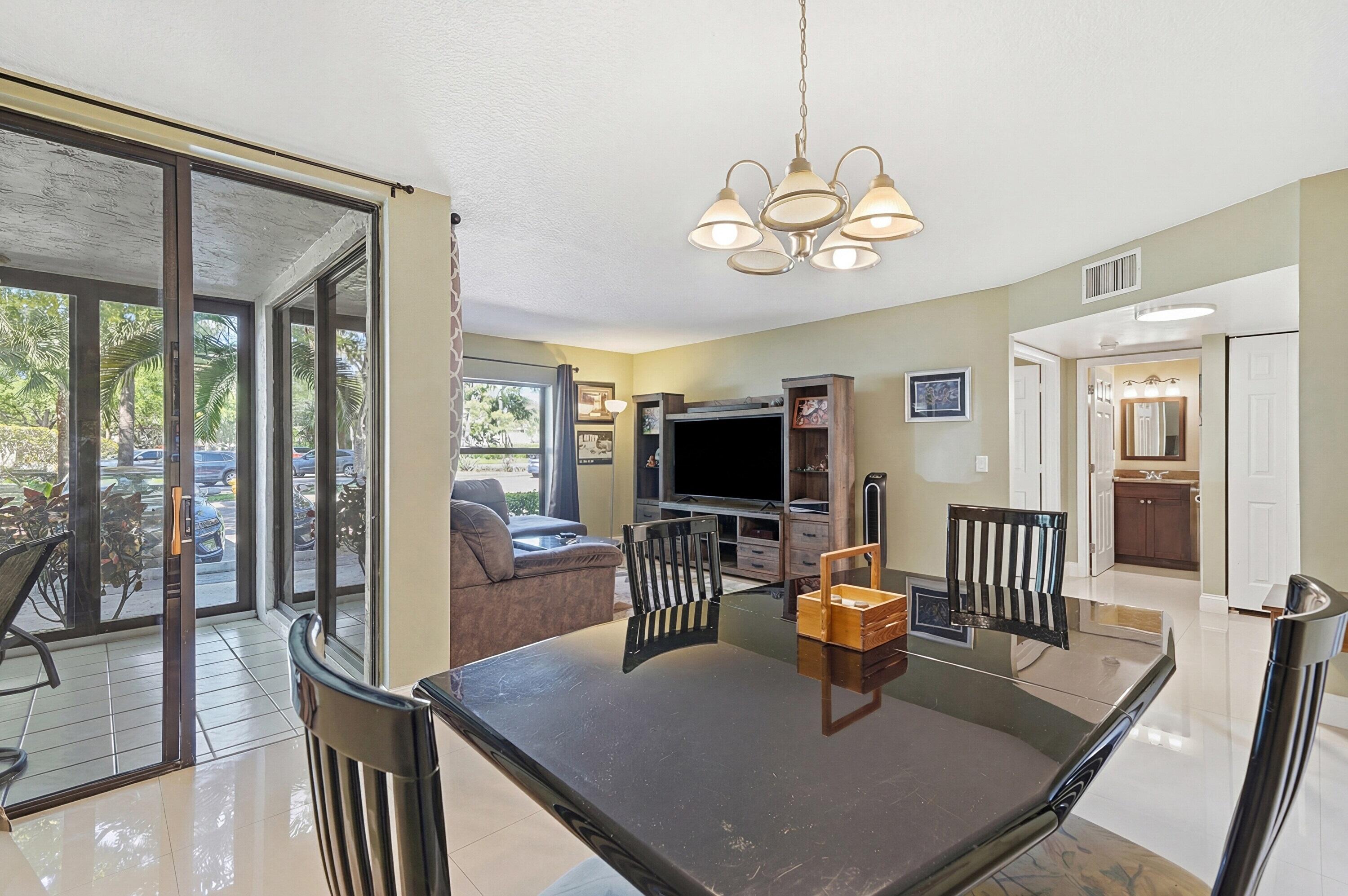 APPLEWOOD VILLAGE IV-D CONDO - Residential