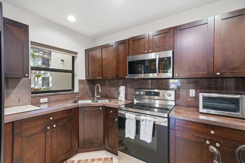 2928 Carambola Circle S Coconut Creek FL 33066