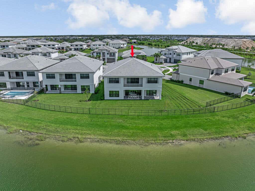 Photo of 12862 Crane Crossing, Palm Beach Gardens, FL 33412 (MLS # R11076789)
