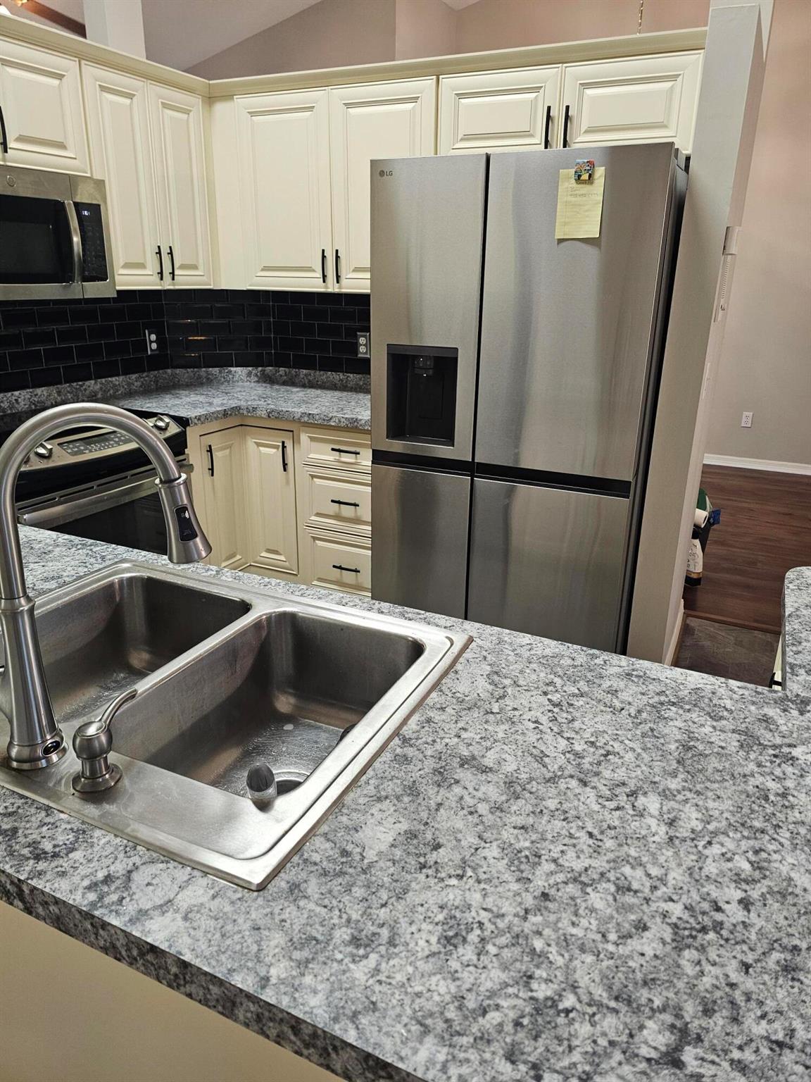 SEBASTIAN HIGHLANDS UNIT - Residential