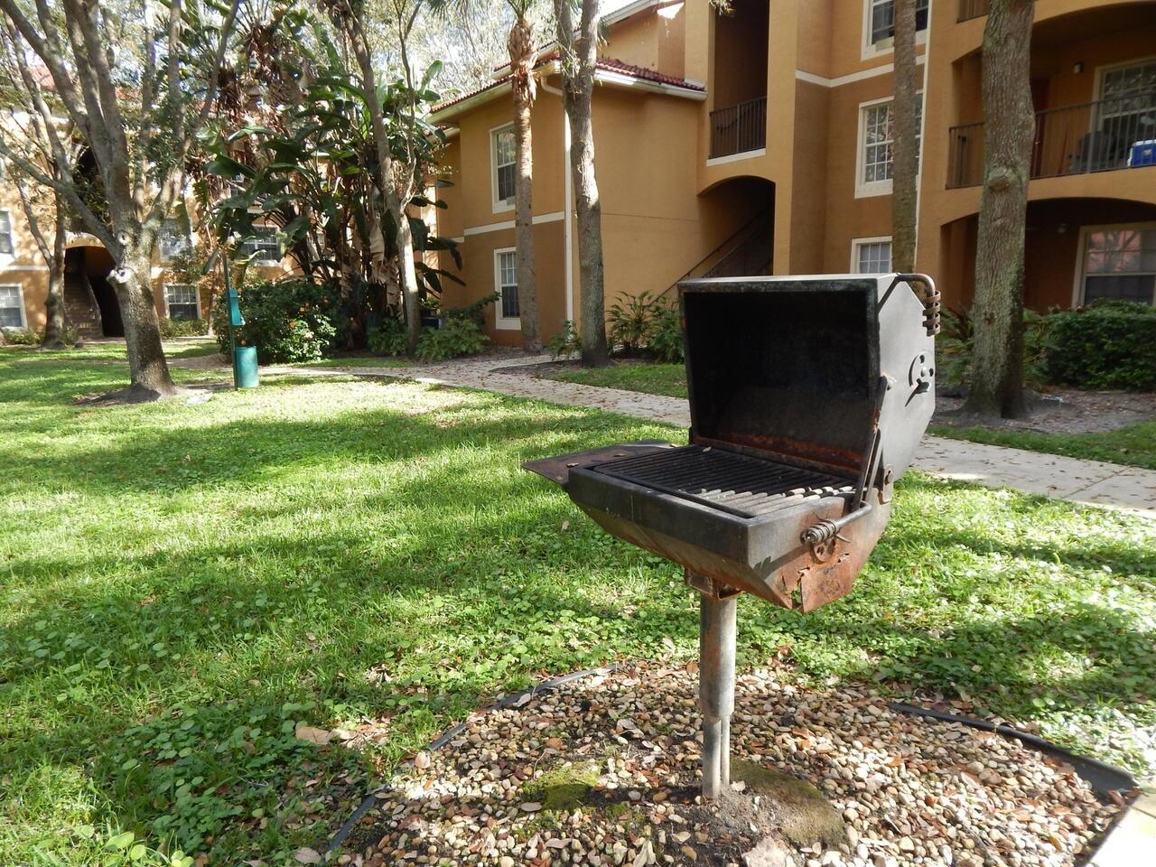 CONDOS AT COURTNEY PARK - Residential Lease