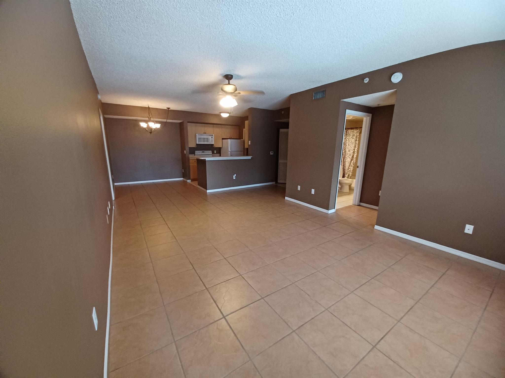 CONDOS AT COURTNEY PARK - Residential Lease