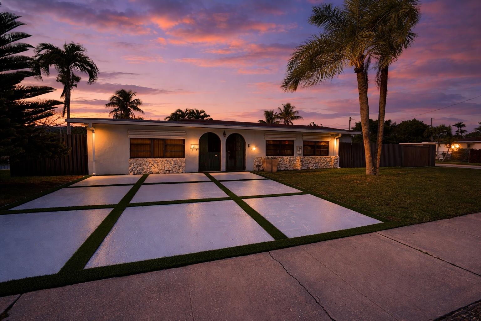 LAKEVIEW MANORS - Residential