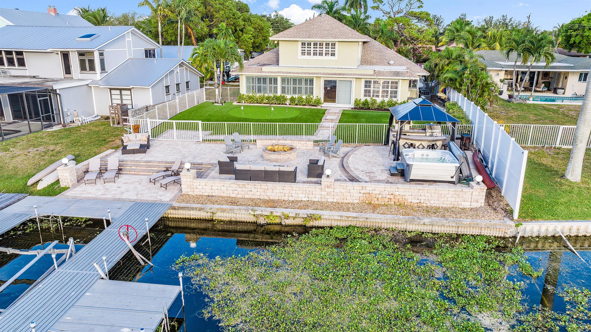 ISLAND ESTATES - Residential