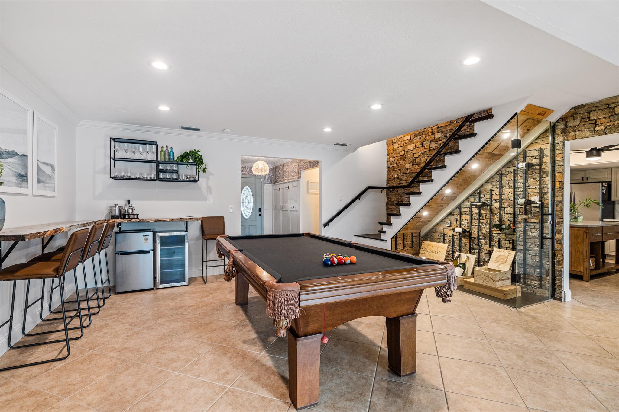 6613 Paul Mar Drive