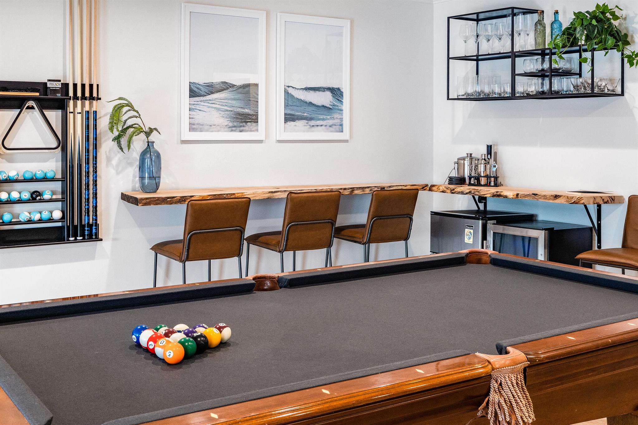 ISLAND ESTATES - Residential