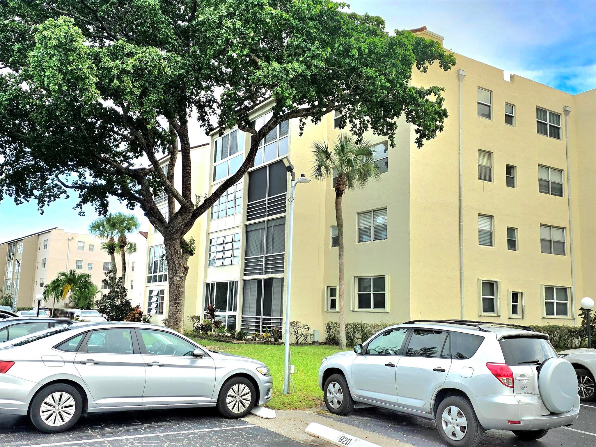 SOMERSET NO 2 CONDO - Residential