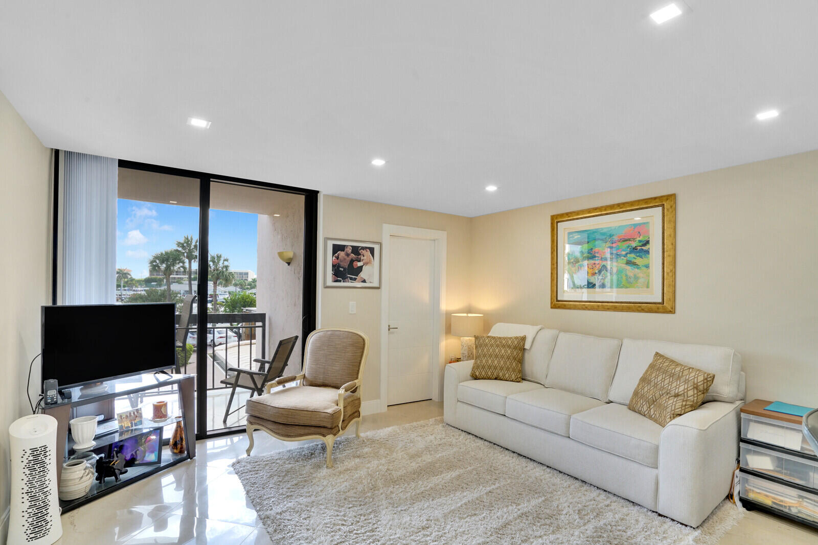 YACHT & RACQUET CLUB OF BOCA RATON CONDO - Residential