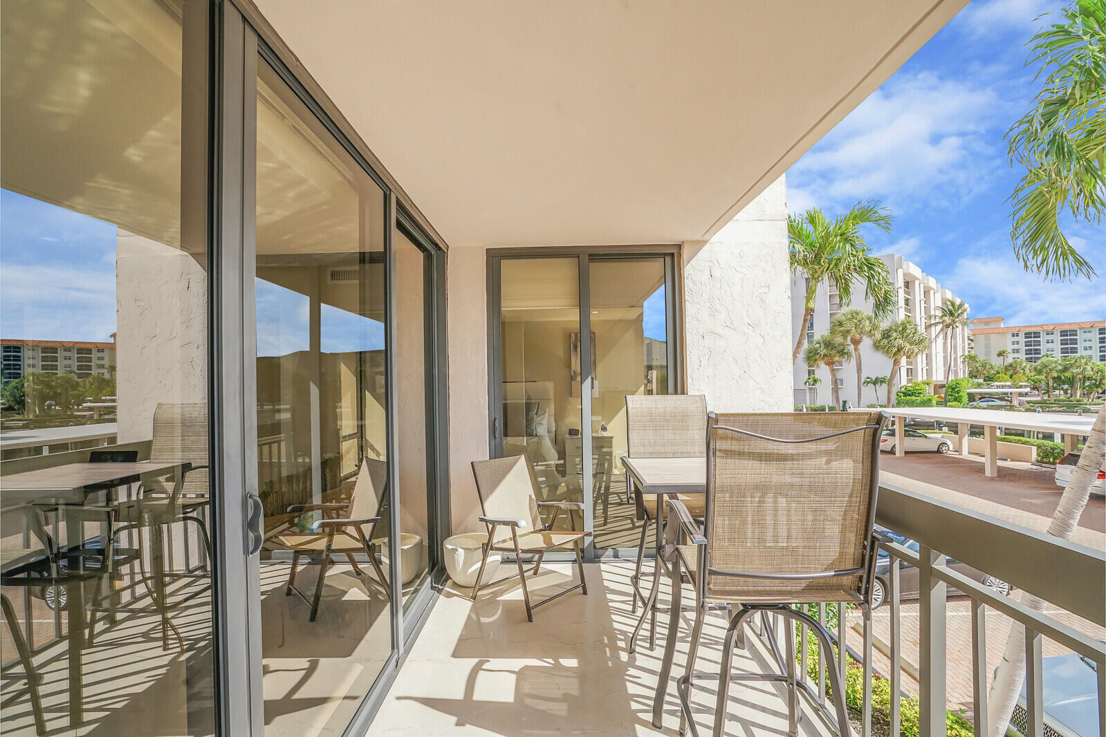 YACHT & RACQUET CLUB OF BOCA RATON CONDO - Residential