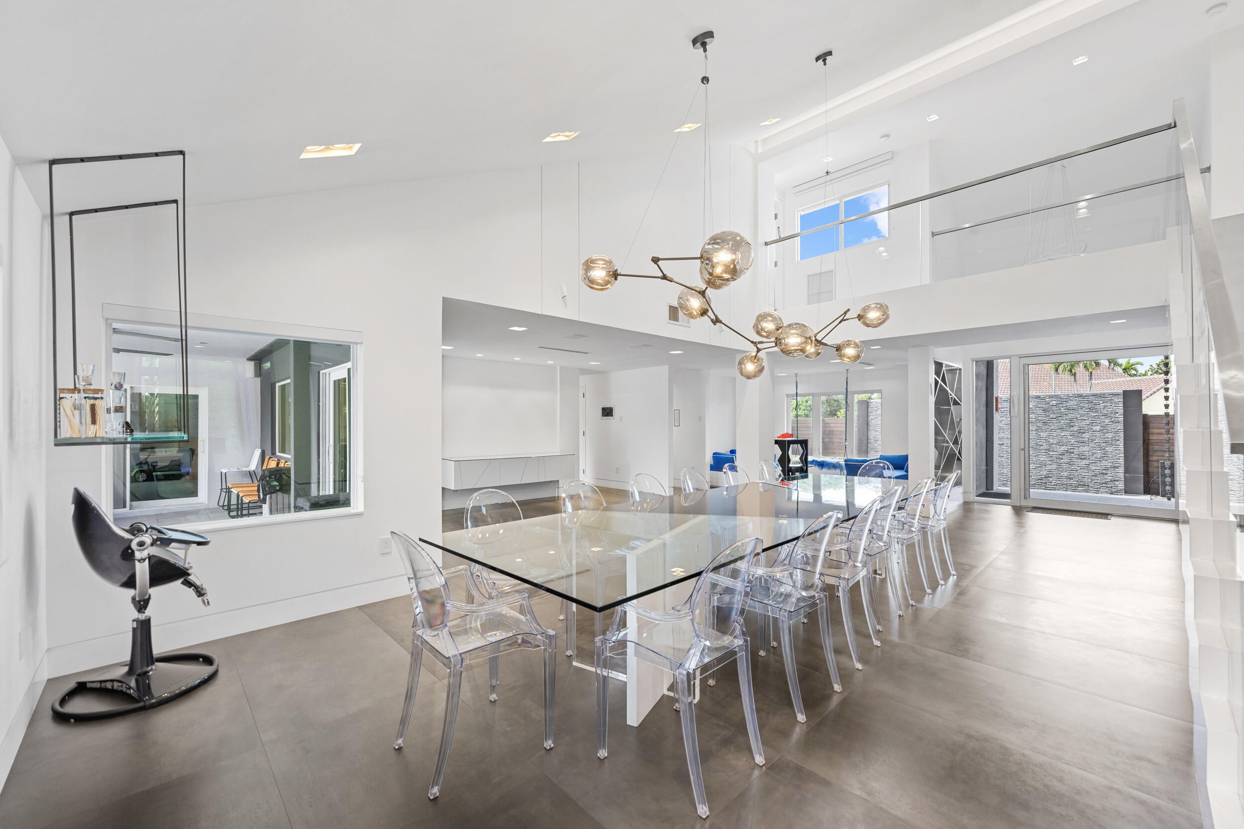 DEL MAR VILLAGE - Residential