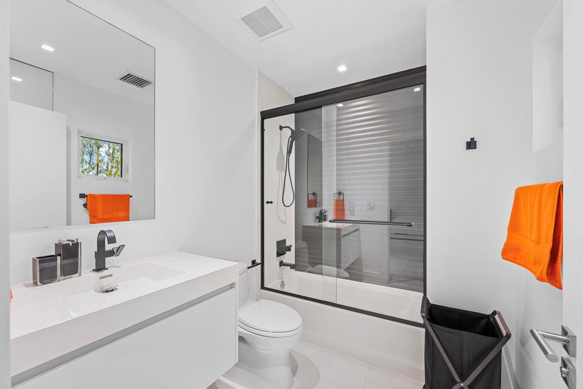 DEL MAR VILLAGE - Residential