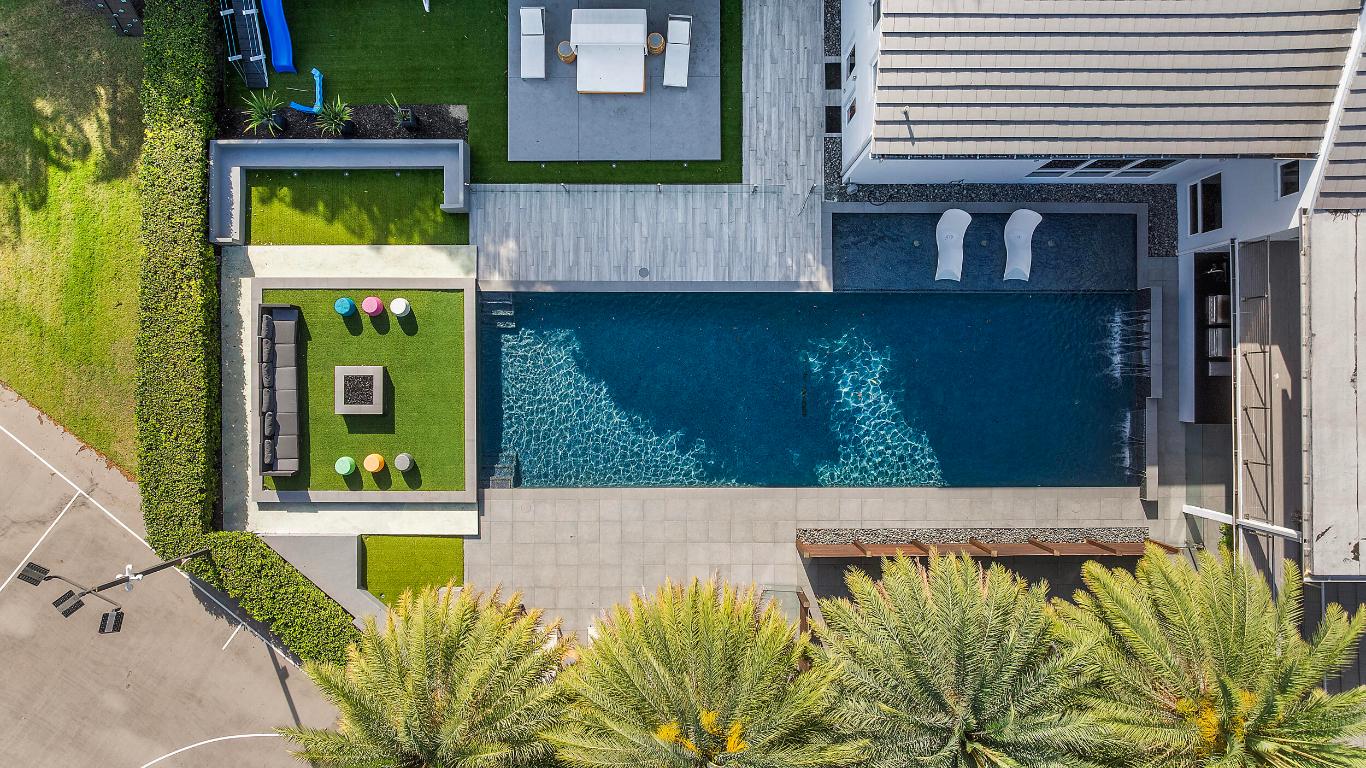 DEL MAR VILLAGE - Residential