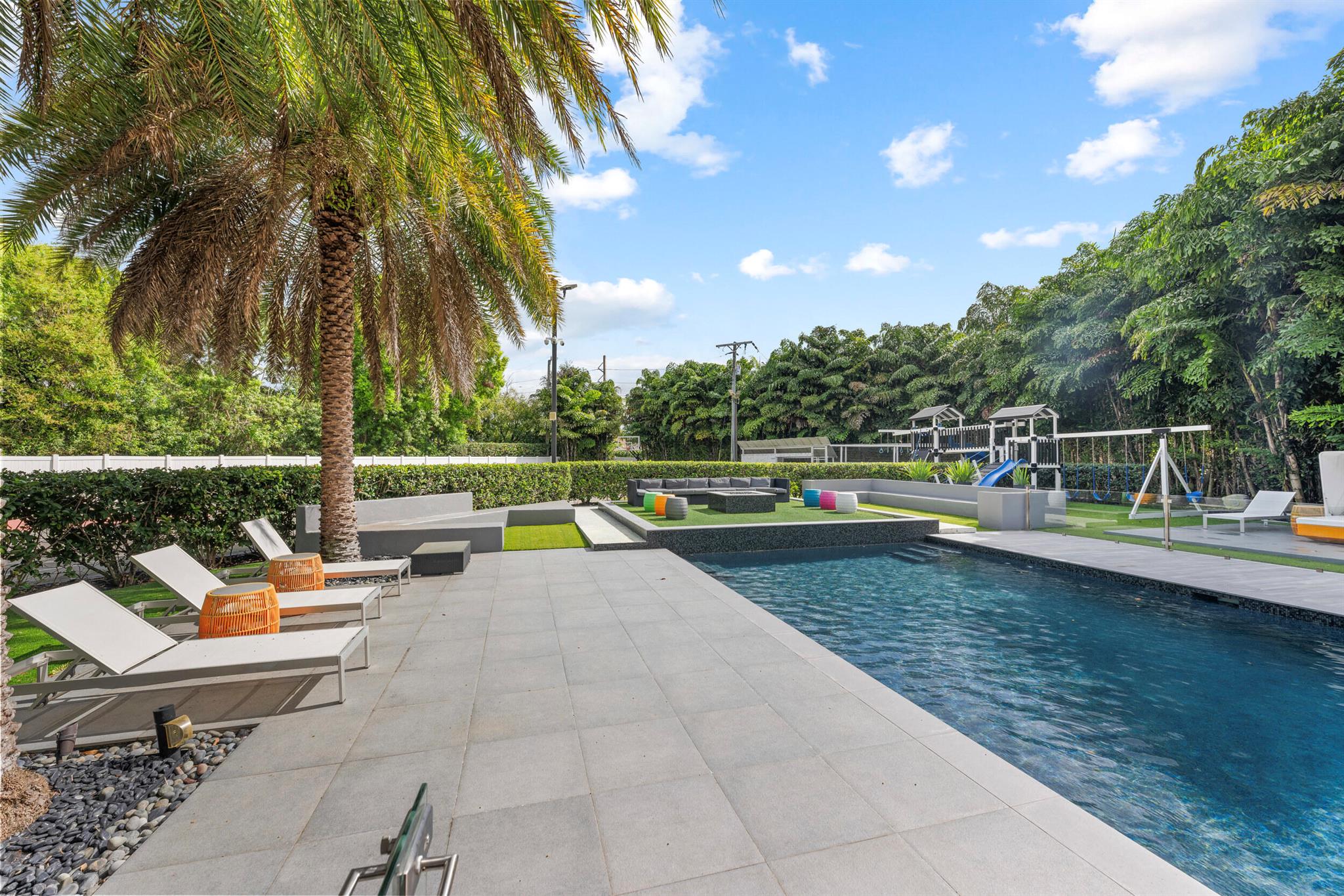 DEL MAR VILLAGE - Residential