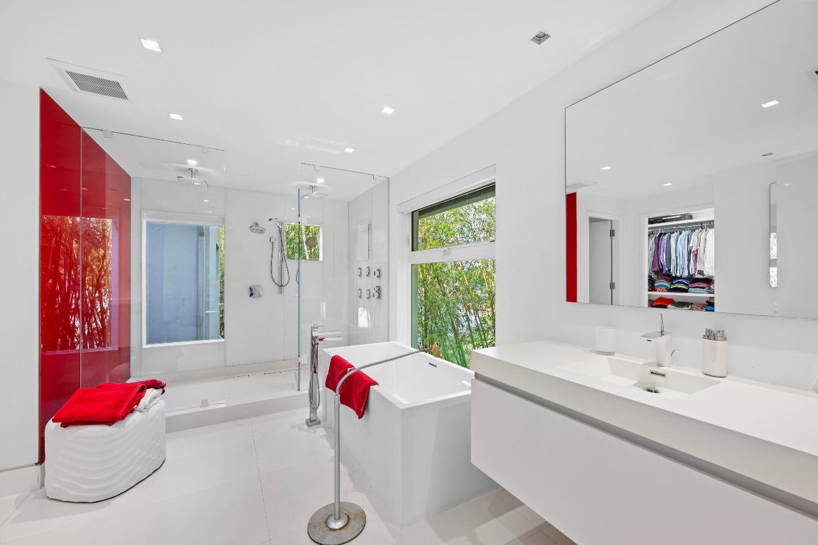 DEL MAR VILLAGE - Residential