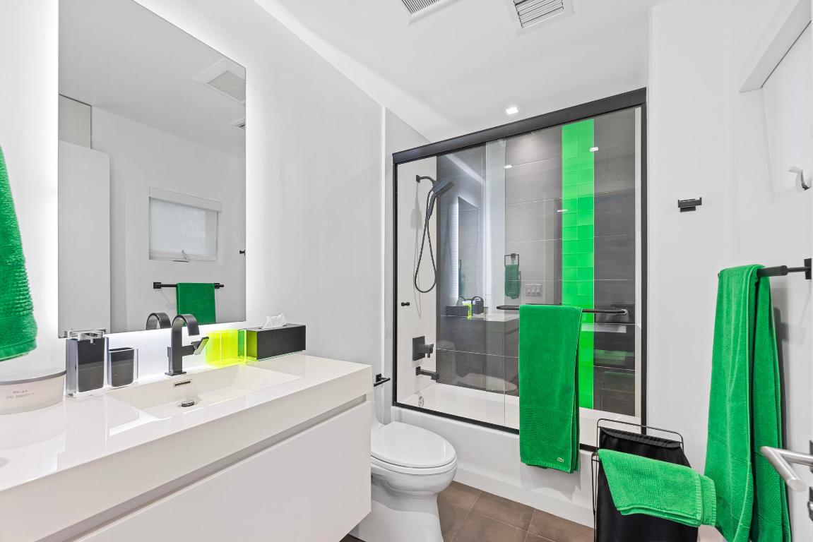 DEL MAR VILLAGE - Residential