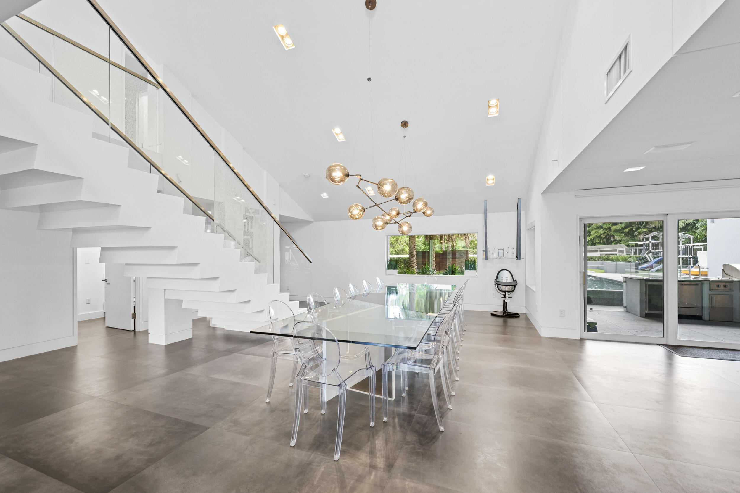 DEL MAR VILLAGE - Residential