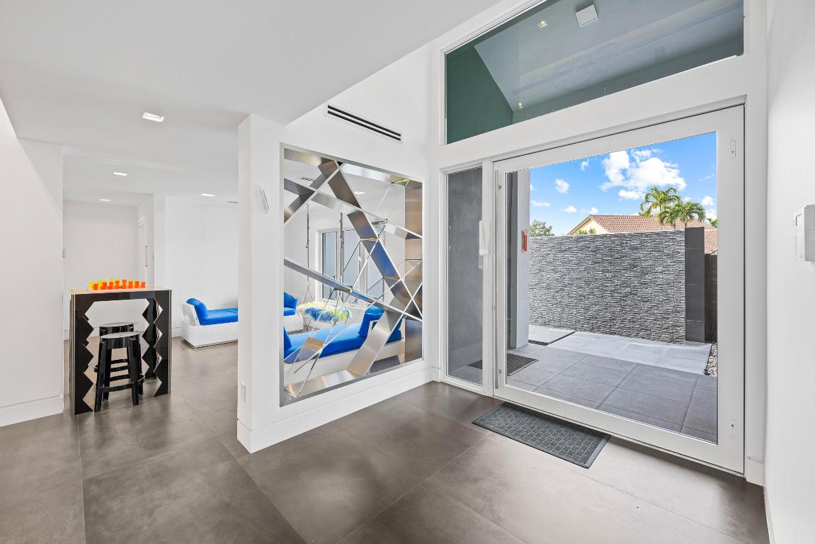 DEL MAR VILLAGE - Residential