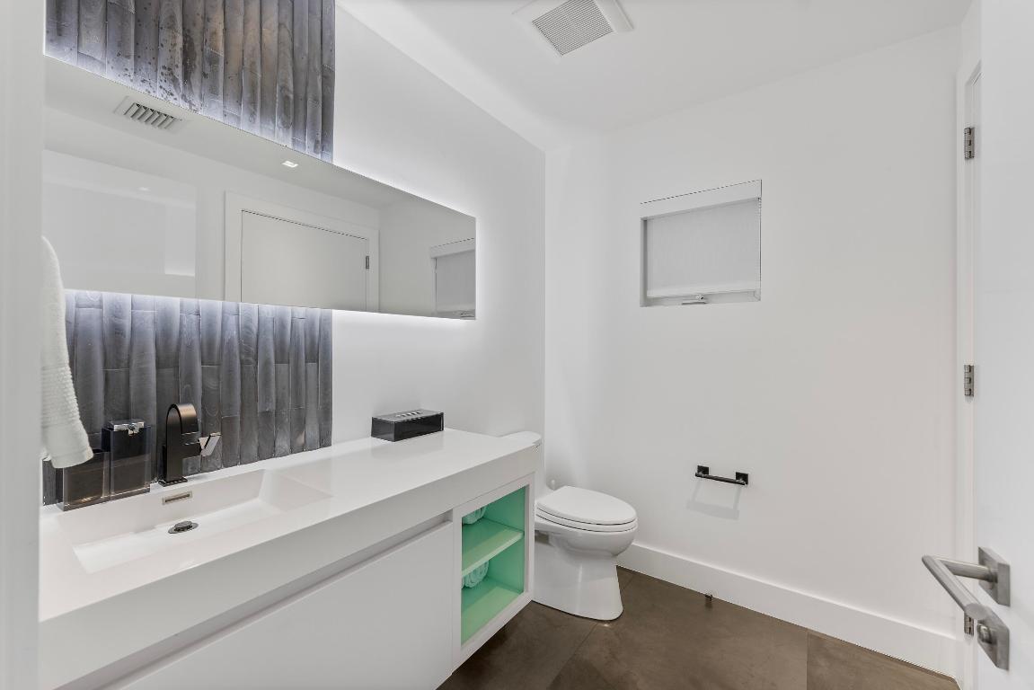 DEL MAR VILLAGE - Residential