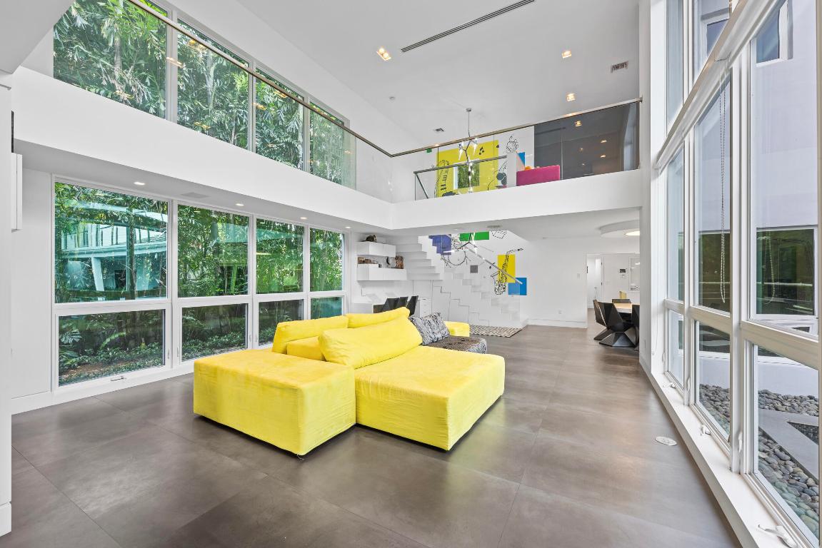 DEL MAR VILLAGE - Residential