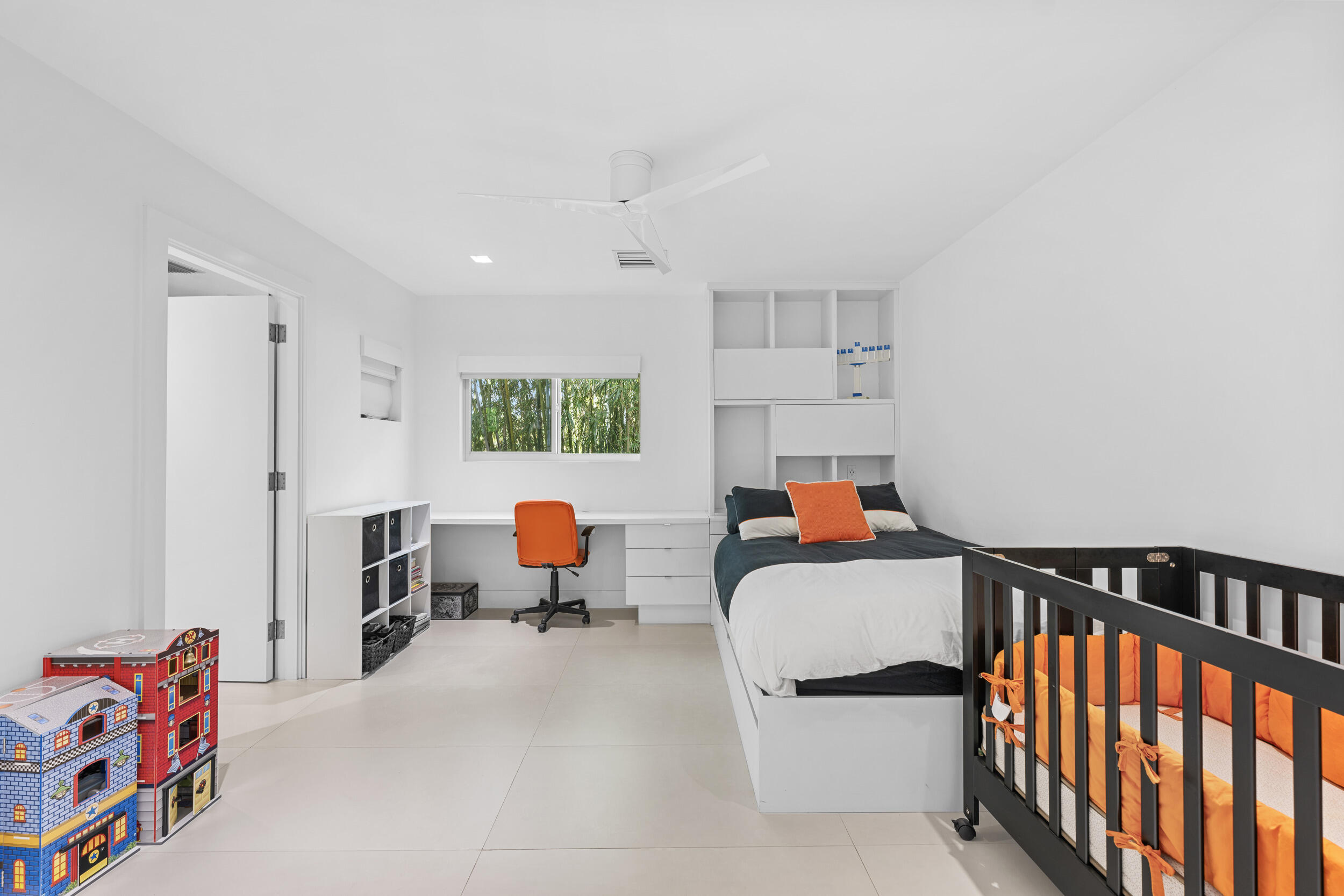 DEL MAR VILLAGE - Residential