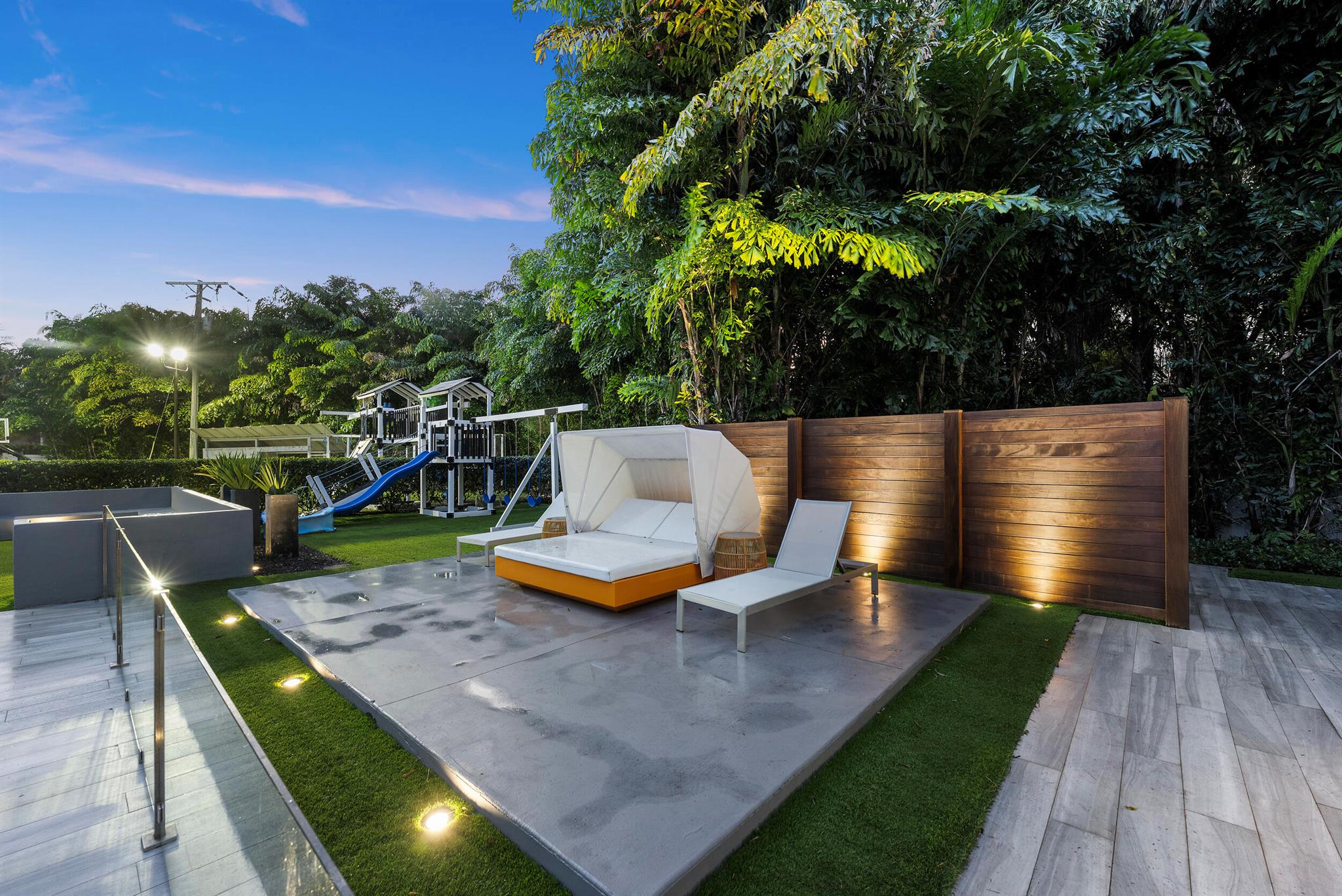 DEL MAR VILLAGE - Residential