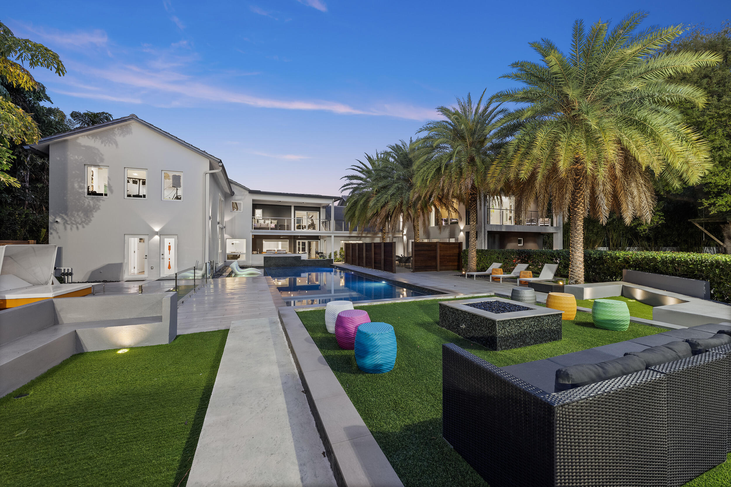 DEL MAR VILLAGE - Residential