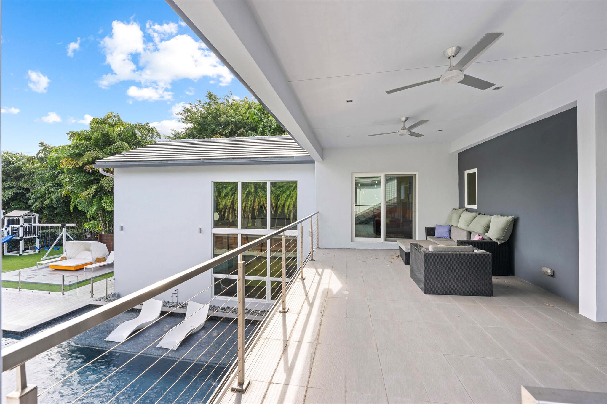 DEL MAR VILLAGE - Residential