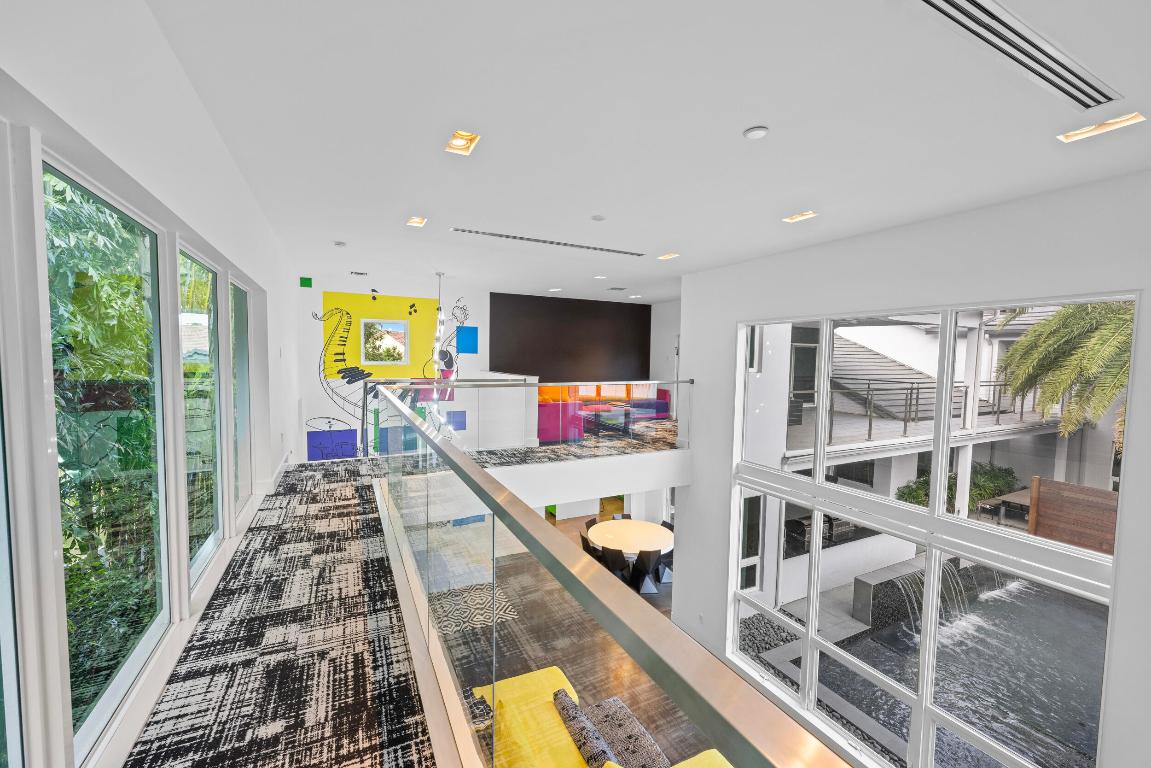 DEL MAR VILLAGE - Residential