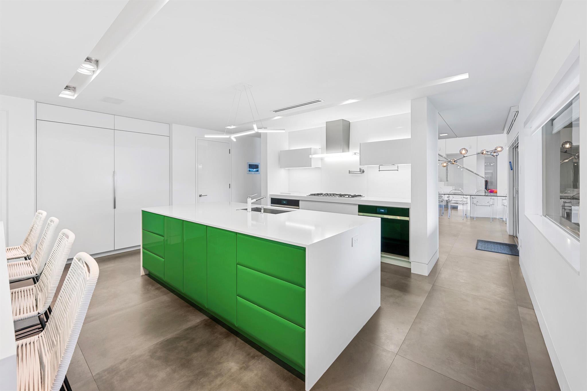 DEL MAR VILLAGE - Residential