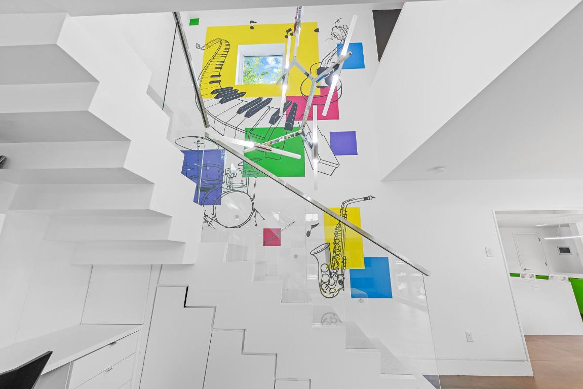 DEL MAR VILLAGE - Residential