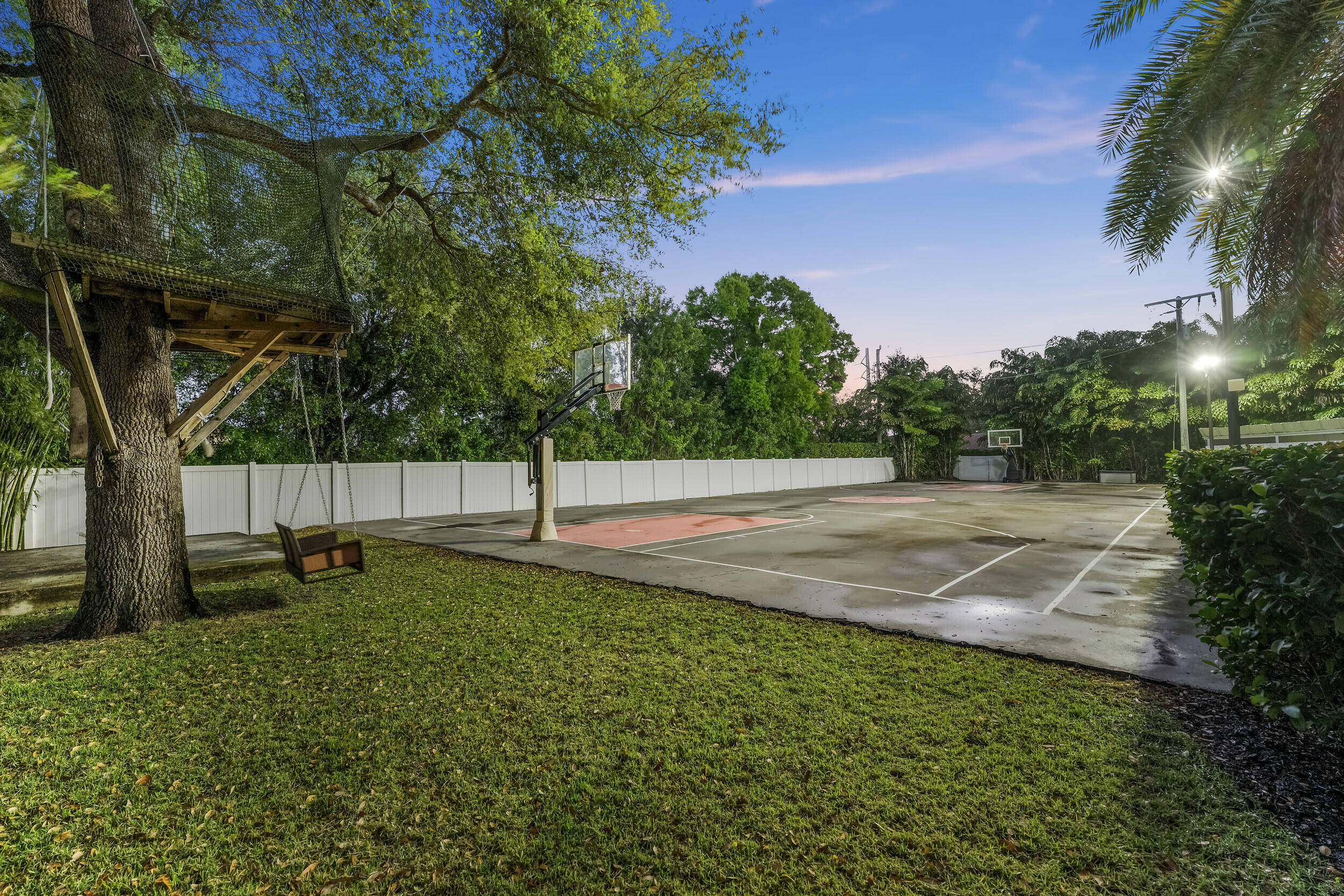 DEL MAR VILLAGE - Residential