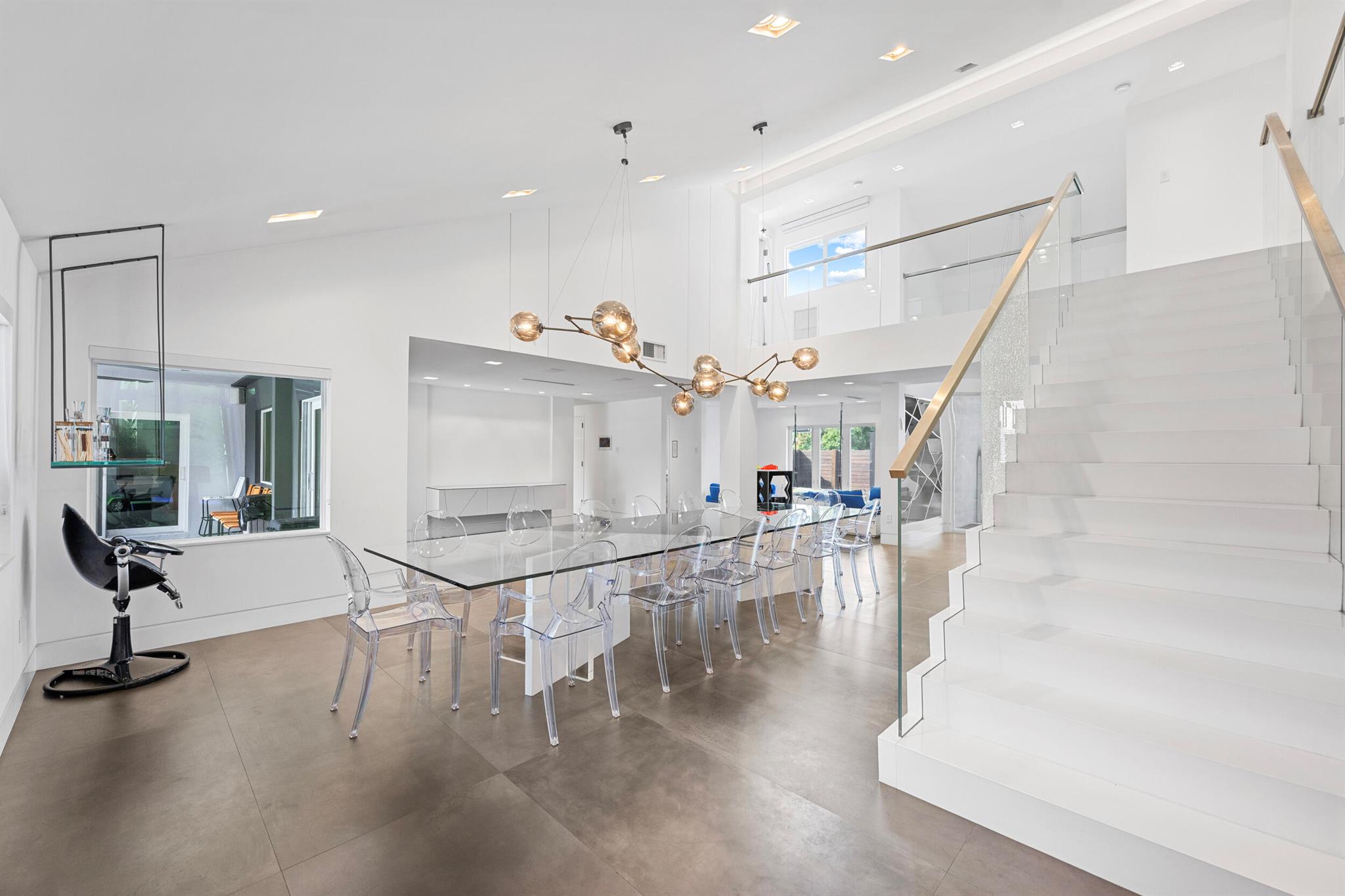 DEL MAR VILLAGE - Residential